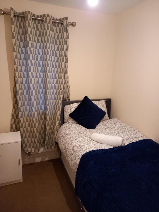 Immaculate 3 Bedroom Property. Nottingham Exterior foto